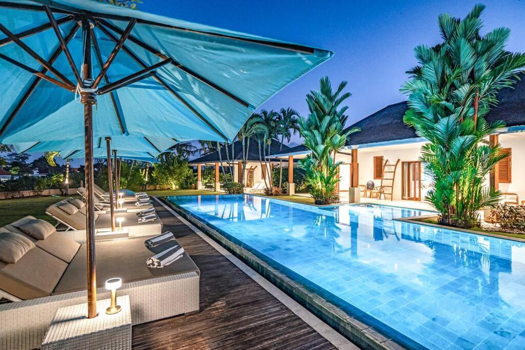 Villa Mimpi Nyata Canggu  Ngoại thất bức ảnh