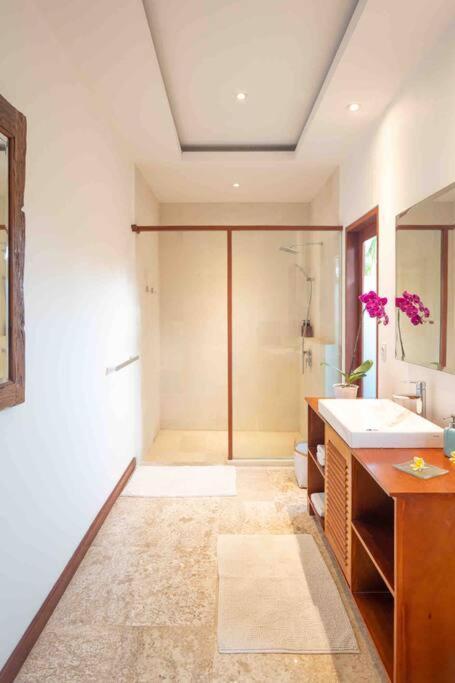 Villa Mimpi Nyata Canggu  Ngoại thất bức ảnh